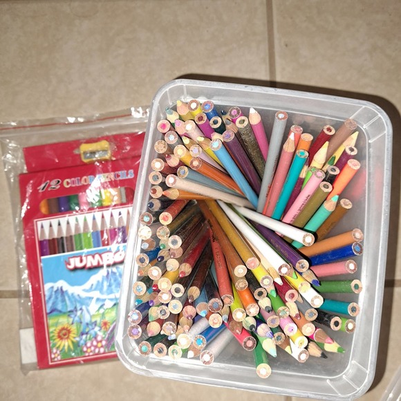 Over 100 Art Pencils some new and some Barely Used - Picture 2 of 5